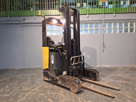 Chariot à mât rétractable Caterpillar NR16N - 1