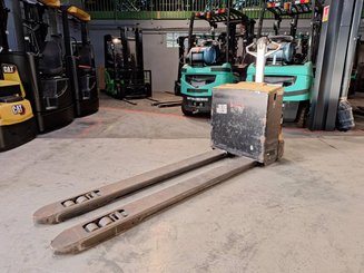 Transpalette accompagnant Caterpillar NPP20N2