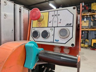 Nacelle à mât vertical JLG TOUCAN DUO