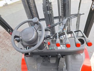Chariot élévateur frontal 4 roues Hangcha XF35G-2