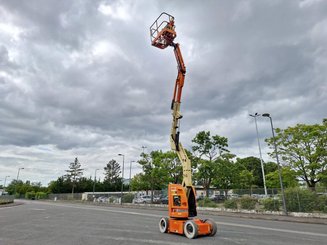 Nacelle articulée JLG E300AJP