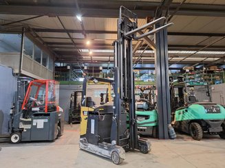 Chariot à mât rétractable Caterpillar NR20NH - 17