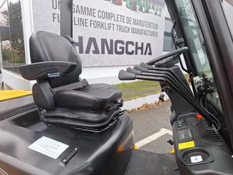 Chariot élévateur frontal 4 roues Hangcha XE30-i