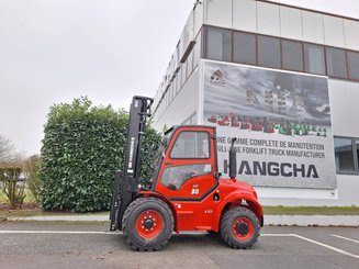 Chariot élévateur tout terrain Hangcha TT30-4