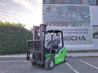 Chariot élévateur frontal 4 roues Hangcha XC35i