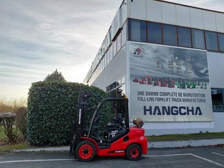 Chariot élévateur frontal 4 roues Hangcha XF35G-2 (CPYD35-X2H21F1) - 2