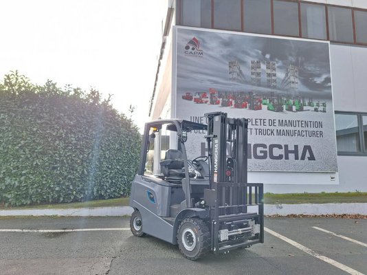 Chariot élévateur frontal 4 roues Hangcha AE15 - 1