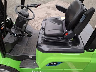 Chariot élévateur frontal 4 roues Hangcha AE25-I
