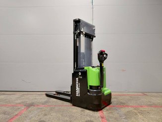 Gerbeur accompagnant Hangcha CDD12-XT1-SI