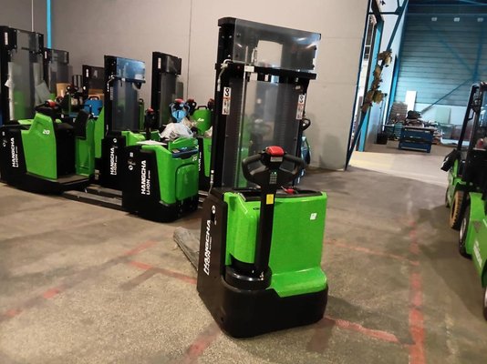 Gerbeur accompagnant Hangcha CDD12-XT1-SI - 1