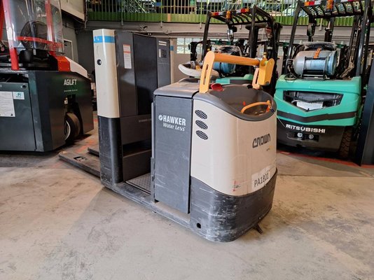 Préparateur de commandes au sol Crown GPC3045 - 1