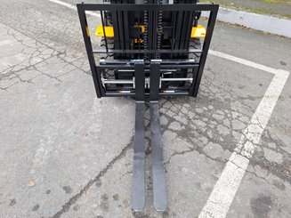 Chariot élévateur frontal 4 roues Hangcha XE25i (CPD25-XEY2-SI)