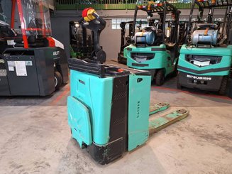 Transpalette accompagnant Yale MP20X - 3