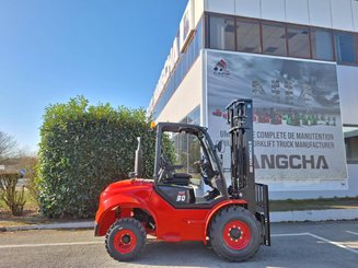 Chariot élévateur tout terrain Hangcha TT30-2