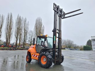 Chariot élévateur tout terrain Ausa C400H