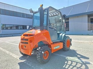 Chariot élévateur tout terrain Ausa C150H