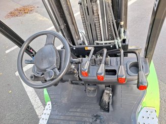 Chariot élévateur frontal 4 roues Hangcha XC35i