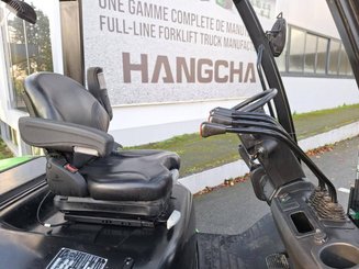 Chariot élévateur frontal 4 roues Hangcha XC35i