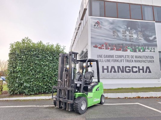 Chariot élévateur frontal 4 roues Hangcha XC35i - 1