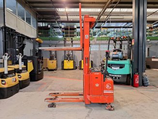 Gerbeur accompagnant BT LSF 1250 EE - 10