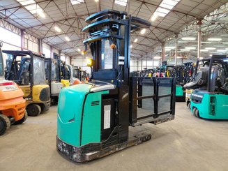 Préparateur de commandes à nacelle élevable Caterpillar NOH10N - 3