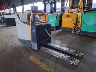 Transpalette porté debout Crown WT3040