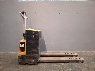 Transpalette accompagnant Caterpillar NPP20N2