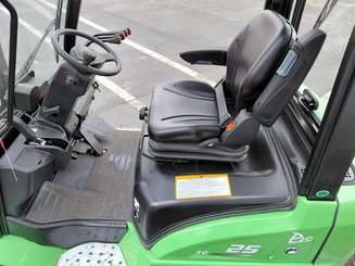 Chariot élévateur électrique Hangcha XC25i-2 (CPD25-XCY2-SI) - 6