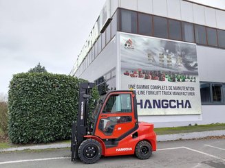 Chariot élévateur frontal 4 roues Hangcha XF35D-2 (CPCD35-X2H7F1)