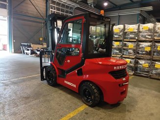 Chariot élévateur frontal 4 roues Hangcha XF35D-2 (CPCD35-X2H7F1) - 1