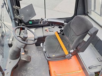 Chariot élévateur frontal 4 roues Carer Z70H - 12