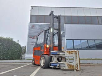 Chariot élévateur frontal 4 roues Carer Z70H - 1