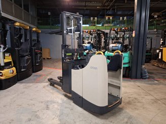 Gerbeur porté debout Crown DT3040