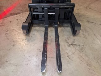 Chariot à mât rétractable Crown ESR5260-2,0 - 19