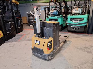 Transpalette accompagnant Caterpillar NPP20N2E