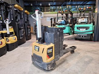 Transpalette accompagnant Caterpillar NPP20N2E