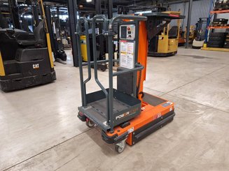 Nacelle à mât vertical JLG POWER PICKER