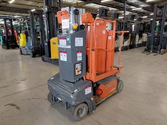 Nacelle à mât vertical JLG TOUCAN DUO