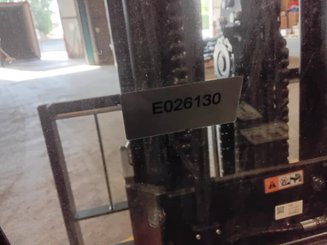 Chariot élévateur frontal 4 roues Hangcha XF35D-2 (CPCD35-X2H7F1)