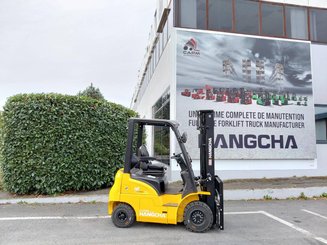 Chariot élévateur frontal 4 roues Hangcha XE18i