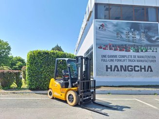 Chariot élévateur frontal 4 roues Hangcha XE25i