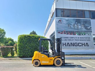 Chariot élévateur frontal 4 roues Hangcha XE25i