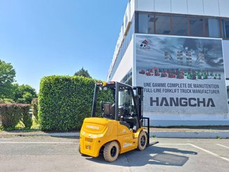 Chariot élévateur frontal 4 roues Hangcha XE25i