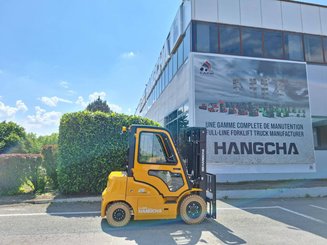 Chariot élévateur frontal 4 roues Hangcha XE25i