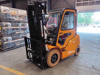 Chariot élévateur frontal 4 roues Hangcha XE25i