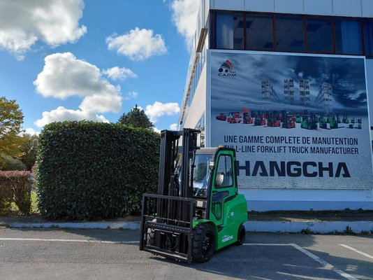 Chariot élévateur frontal 4 roues Hangcha AE35-I - 1