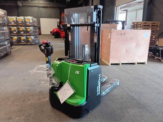 Gerbeur accompagnant Hangcha CDD16-XT1-SI