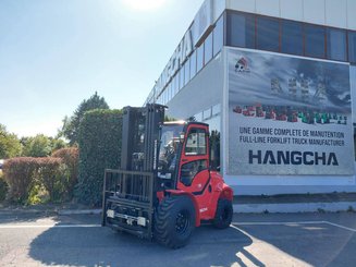 Chariot élévateur tout terrain Hangcha TT35-2 (CPCD35-X2W98E-RT2)