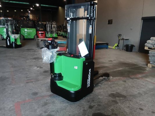 Gerbeur accompagnant Hangcha CDD16-XT1-SI - 1