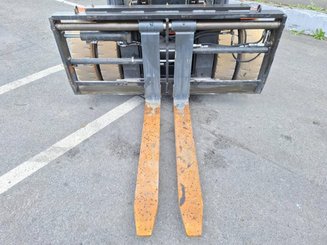 Chariot élévateur frontal 4 roues Toyota 8FBMT50 - 13